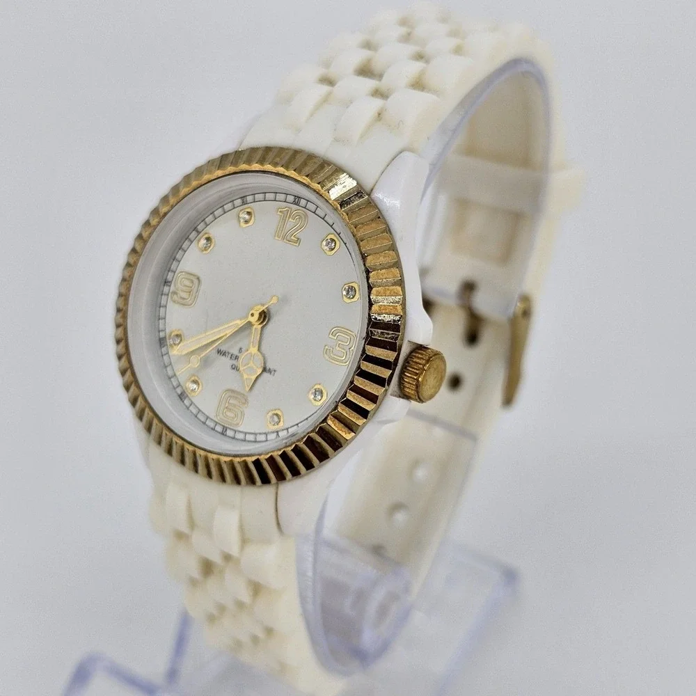35MM Women Watch White Dial‎ Gold Bezel White Plastic Band Straps New Battery